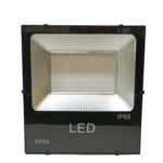 REFLECTOR LED DE 100W EN ILUMINACIÓN BLANCA